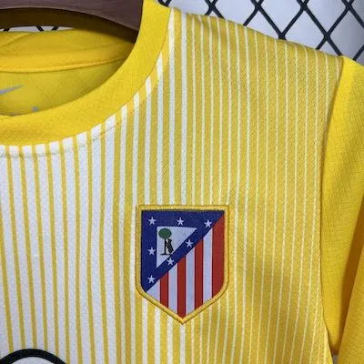 Atletico Madrid Yellow Goalkeeper Kid Kit football jersey 25-26