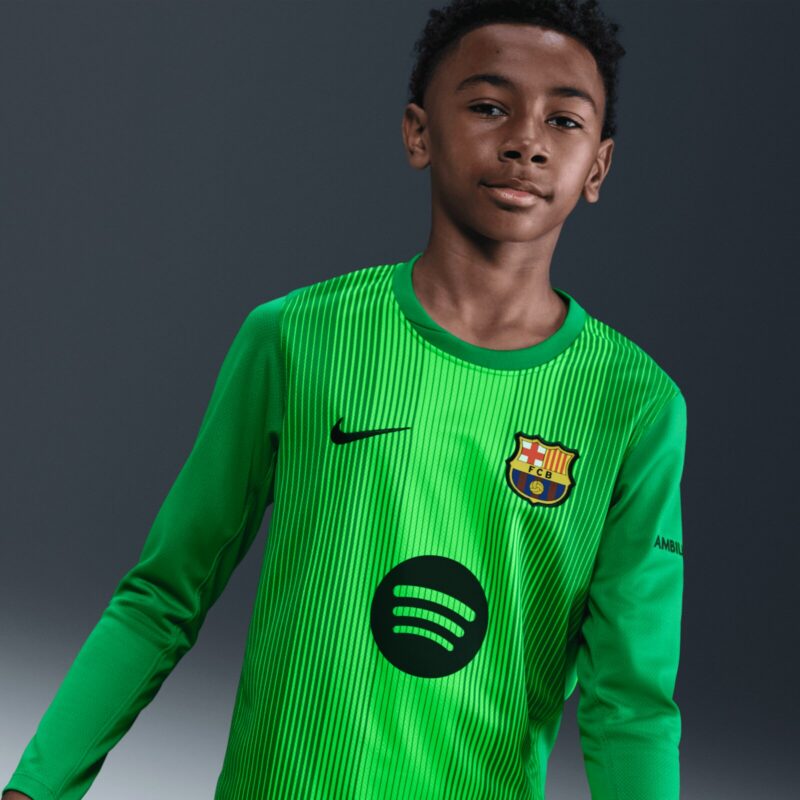 A2B image: barcelona-nike-home-goalkeeper-stadium-shirt-2025-26-kids Barcelona Nike Home Goalkeeper Stadium Shirt 2025-26 - Kids