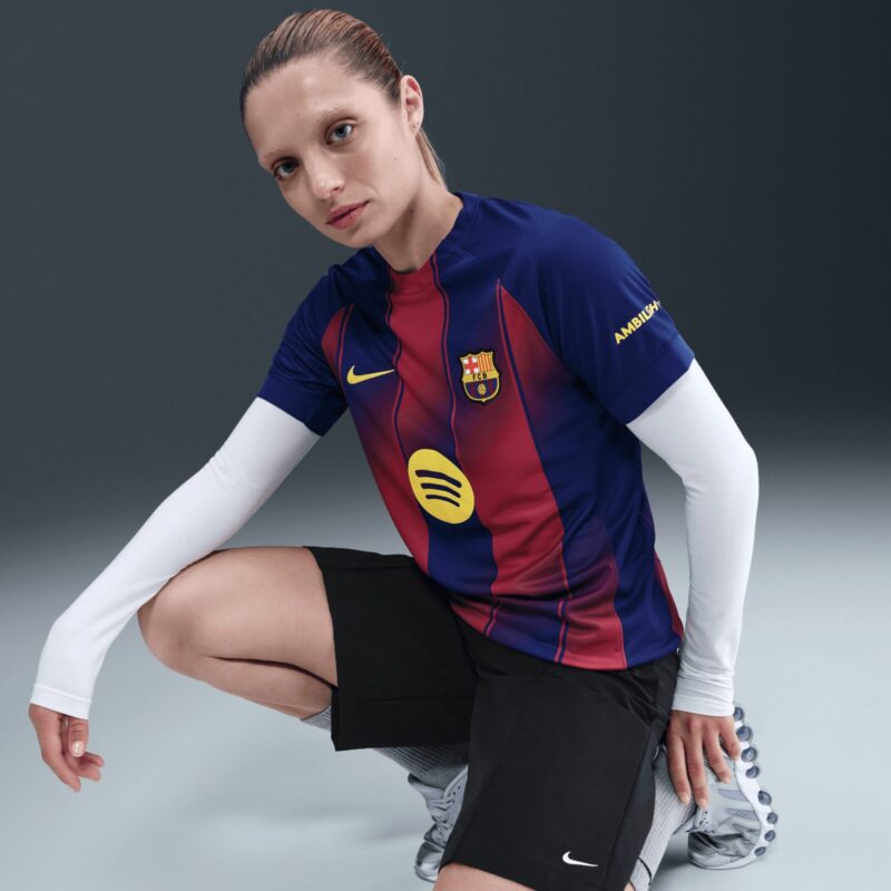 A2B image: barcelona-nike-home-stadium-shirt-2025-26-womens Barcelona Nike Home Stadium Shirt 2025-26 - Womens