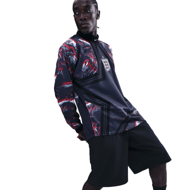 A2B image: england-nike-hollywood-goalkeeper-lifestyle-jersey England Nike Hollywood Goalkeeper Lifestyle Jersey