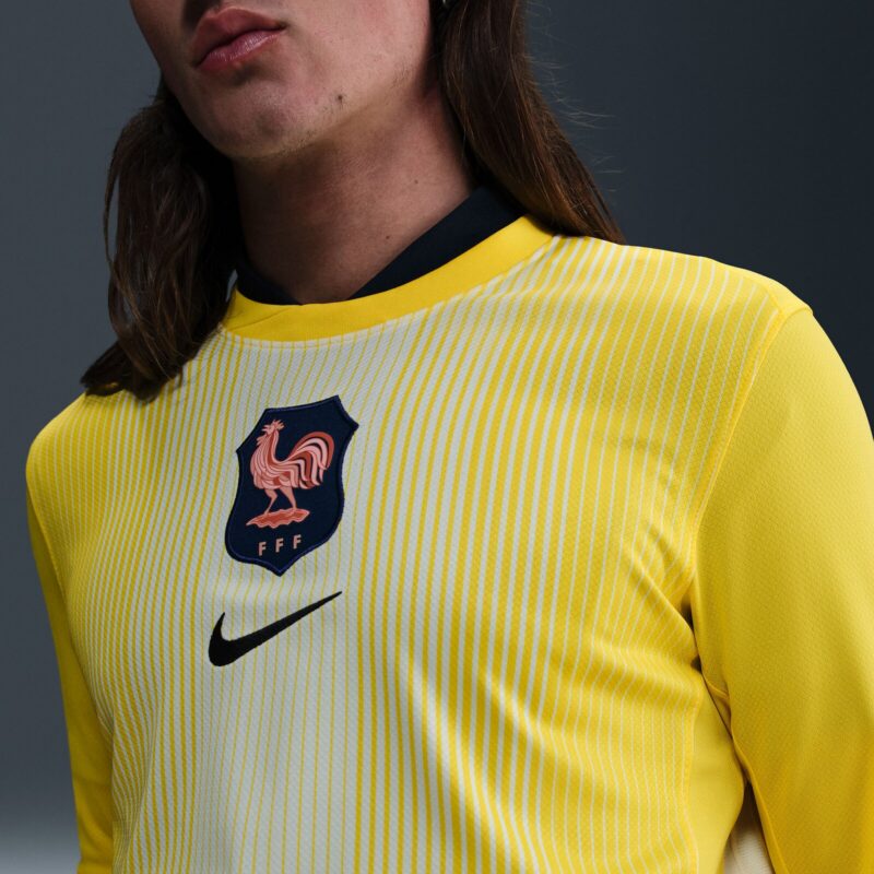 A2B image: france-nike-goalkeeper-stadium-shirt-2025 France Nike Goalkeeper Stadium Shirt 2025
