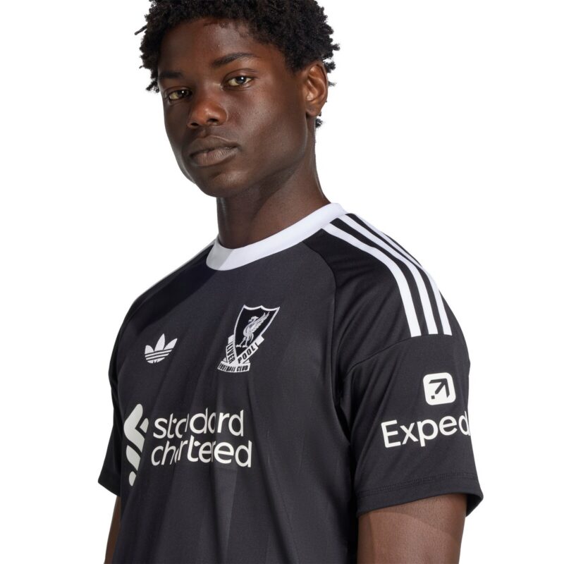 A2B image: liverpool-adidas-third-goalkeeper-replica-shirt-2025-26 Liverpool adidas Third Goalkeeper Replica Shirt 2025-26