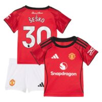 A2B image: manchester-united-adidas-home-babykit-2025-26-with-sesko-30-printing Manchester United adidas Home Babykit 2025-26 with Šeško 30 printing