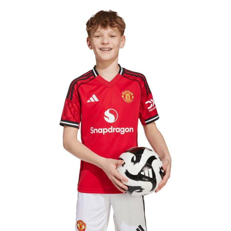 A2B image: manchester-united-adidas-home-replica-shirt-2025-26-kids Manchester United adidas Home Replica Shirt 2025-26 - Kids