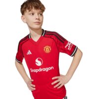 A2B image: manchester-united-adidas-home-replica-shirt-2025-26-kids Manchester United adidas Home Replica Shirt 2025-26 - Kids
